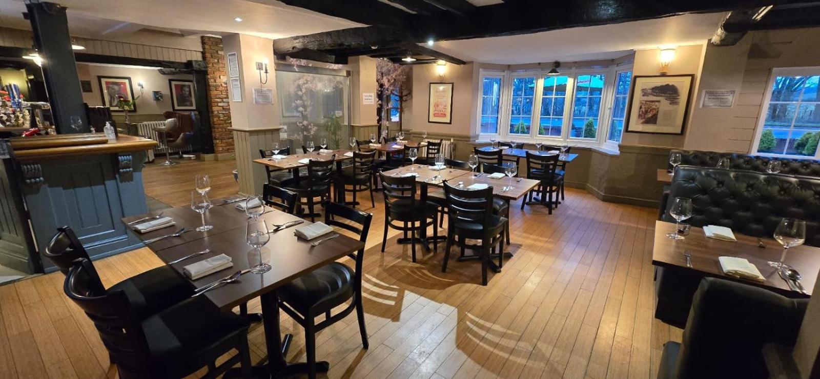 The Bell And Bottle Bed & Breakfast Maidenhead Exterior photo